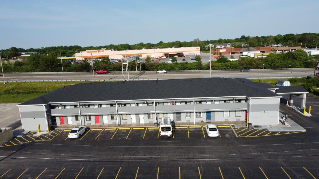 Days Inn By Wyndham Indianapolis East Post Road Extérieur photo