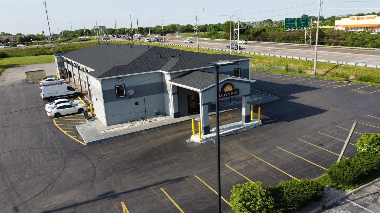 Days Inn By Wyndham Indianapolis East Post Road Extérieur photo