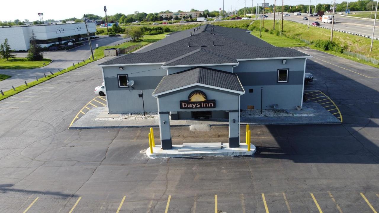 Days Inn By Wyndham Indianapolis East Post Road Extérieur photo