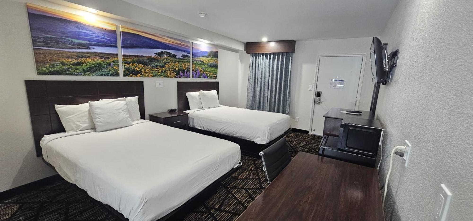 Days Inn By Wyndham Indianapolis East Post Road Extérieur photo